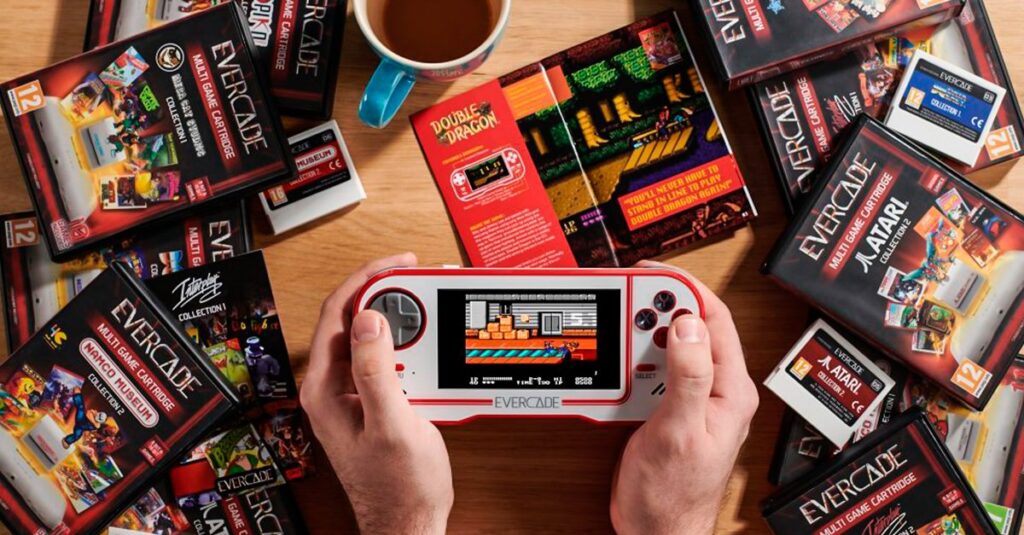Evercade, la mejor consola portátil retro que jamás hayas visto
