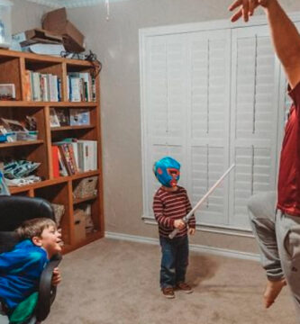 20 imágenes que muestran que los niños varones son geniales