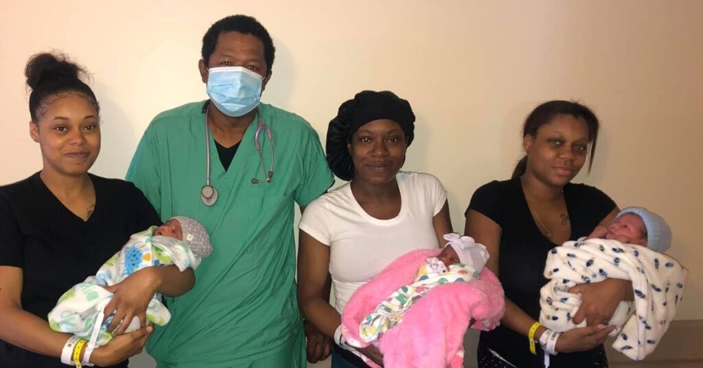 Tres hermanas dieron a luz al mismo tiempo y con el mismo médico